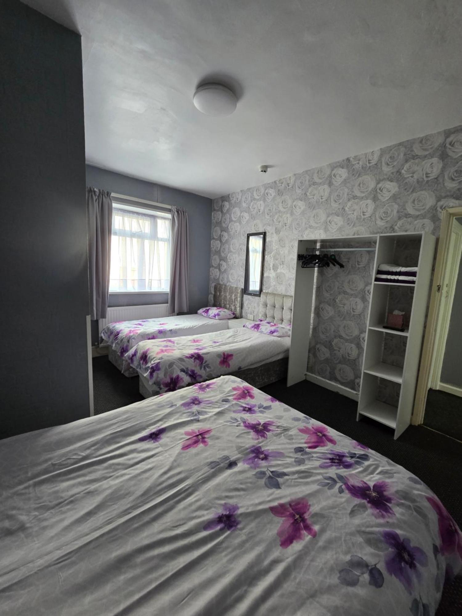 Tobermory Hotel Blackpool Bagian luar foto