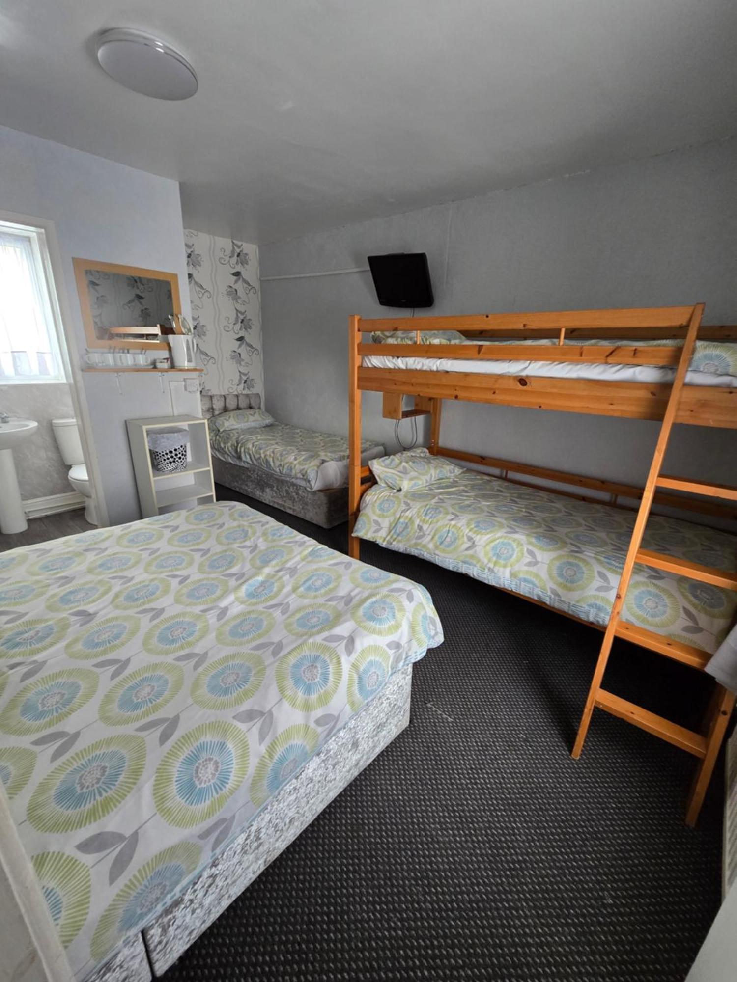 Tobermory Hotel Blackpool Bagian luar foto