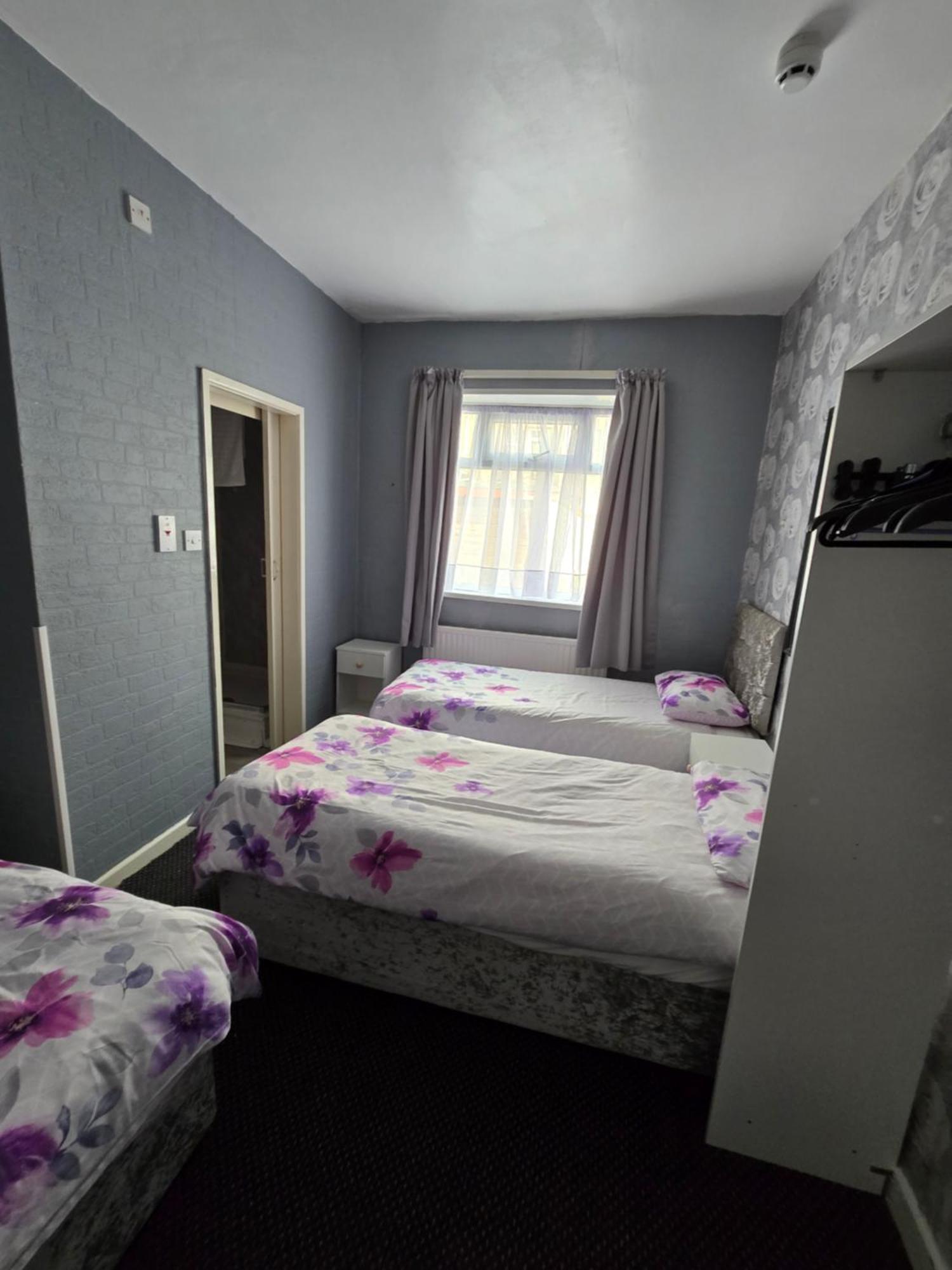 Tobermory Hotel Blackpool Bagian luar foto